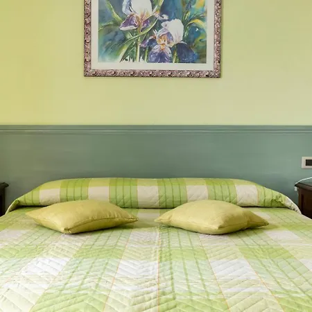 Hostaria Pettirosso Hotel