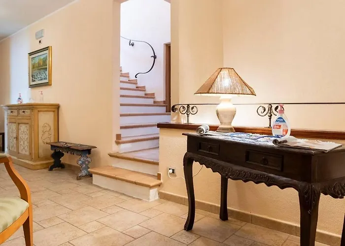 Hostaria Pettirosso Szálloda *